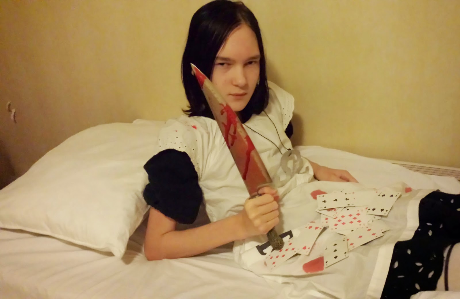 https://www.mugglarportalen.se/images/proxy.php?q=http%3A%2F%2F1.bp.blogspot.com%2F-_49yNXJQ1kE%2FVFQVdb-5L_I%2FAAAAAAAAAwQ%2FlnCIWuRl7nc%2Fs1600%2F20141031_204116-1.jpg