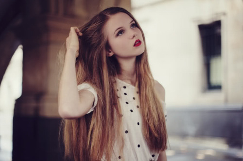 https://www.mugglarportalen.se/images/proxy.php?q=http%3A%2F%2F3.bp.blogspot.com%2F-mFQQTnHEmUU%2FTkPyTeiNLqI%2FAAAAAAAAERs%2FqXyJaIo19ic%2Fs1600%2Finspiration_fashion_vintage_tumblr_fumiko%2Bkawa_53.jpg