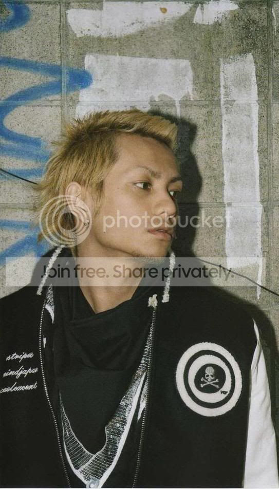 https://www.mugglarportalen.se/images/proxy.php?q=http%3A%2F%2Fi360.photobucket.com%2Falbums%2Foo47%2Fmello_yello_fello%2Fkoki.jpg
