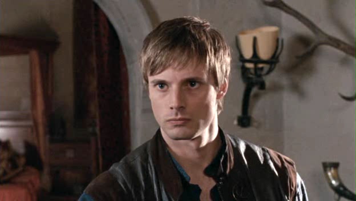 https://www.mugglarportalen.se/images/proxy.php?q=http%3A%2F%2Fimages4.fanpop.com%2Fimage%2Fphotos%2F16200000%2FGoblins-Gold-prince-arthur-merlin-16202196-1248-704.jpg