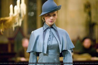 https://www.mugglarportalen.se/images/proxy.php?q=http%3A%2F%2Fimages4.fanpop.com%2Fimage%2Fphotos%2F18500000%2FPoesy-in-Harry-Potter-and-the-goblet-of-fire-clemence-poesy-18550027-400-266.jpg
