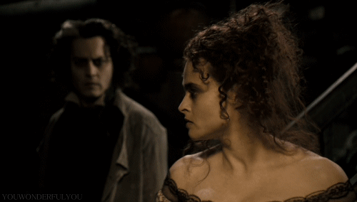 https://www.mugglarportalen.se/images/proxy.php?q=http%3A%2F%2Fimages4.fanpop.com%2Fimage%2Fphotos%2F21100000%2FMrs-Lovett-gif-helena-bonham-carter-21199182-500-284.gif
