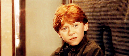 https://www.mugglarportalen.se/images/proxy.php?q=http%3A%2F%2Fimages4.fanpop.com%2Fimage%2Fphotos%2F23600000%2FRon-Weasley-GIFs-ronald-weasley-23648627-500-218.gif