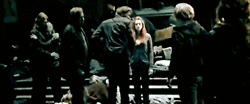https://www.mugglarportalen.se/images/proxy.php?q=http%3A%2F%2Fimages4.fanpop.com%2Fimage%2Fphotos%2F23900000%2FFred-and-George-Weasley-fred-and-george-weasley-23981748-250-104.gif