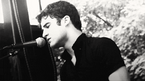 https://www.mugglarportalen.se/images/proxy.php?q=http%3A%2F%2Fimages5.fanpop.com%2Fimage%2Fphotos%2F24500000%2FDarren-gifs-darren-criss-24559847-500-281.gif