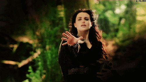 https://www.mugglarportalen.se/images/proxy.php?q=http%3A%2F%2Fimages5.fanpop.com%2Fimage%2Fphotos%2F24500000%2FMorgana-3-the-girls-from-bbc-merlin-24551174-500-281.gif