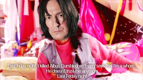 https://www.mugglarportalen.se/images/proxy.php?q=http%3A%2F%2Fimages5.fanpop.com%2Fimage%2Fphotos%2F28600000%2FSnape-s-Last-Friday-Night-harry-potter-28629603-500-281.gif