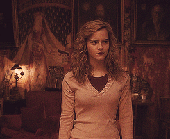 https://www.mugglarportalen.se/images/proxy.php?q=http%3A%2F%2Fimages6.fanpop.com%2Fimage%2Fphotos%2F33900000%2FGinny-and-Hermione-Fan-Art-ginevra-ginny-weasley-33969521-245-200.gif