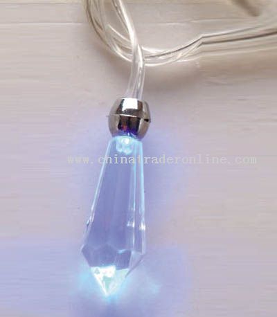 https://www.mugglarportalen.se/images/proxy.php?q=http%3A%2F%2Fwww.chinatraderonline.com%2FFiles%2FFlash-Gifts%2FFlash-necklace%2FCrystal-Pendant-Necklace-16354646856.jpg
