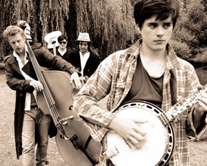 https://www.mugglarportalen.se/images/proxy.php?q=http%3A%2F%2Fwww.live4ever.uk.com%2Fwp-content%2Fuploads%2F2010%2F03%2Fmumford-and-sons1.jpg