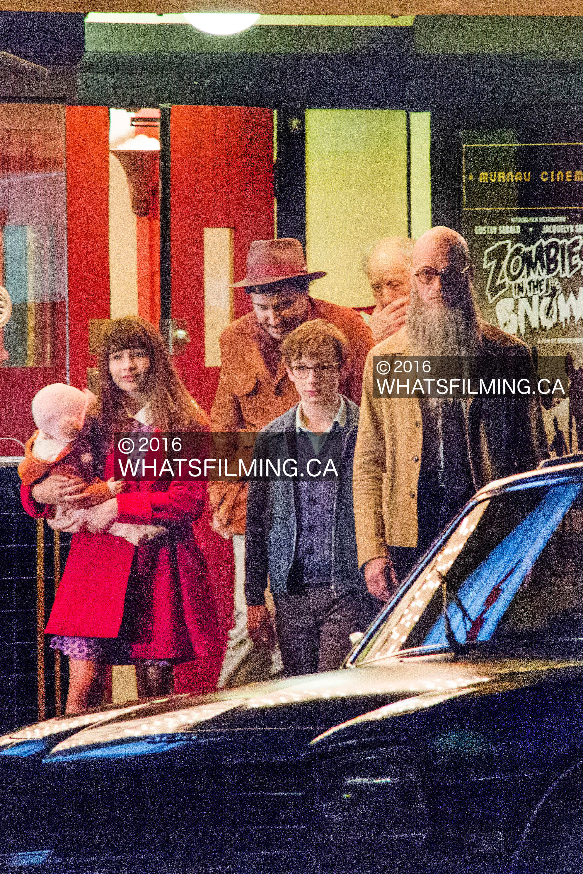 https://www.mugglarportalen.se/images/proxy.php?q=http%3A%2F%2Fwww.whatsfilming.ca%2Fwp-content%2Fuploads%2F2016%2F05%2F2016-05-19_A-Series-of-Unfortunate-Events_07.jpg