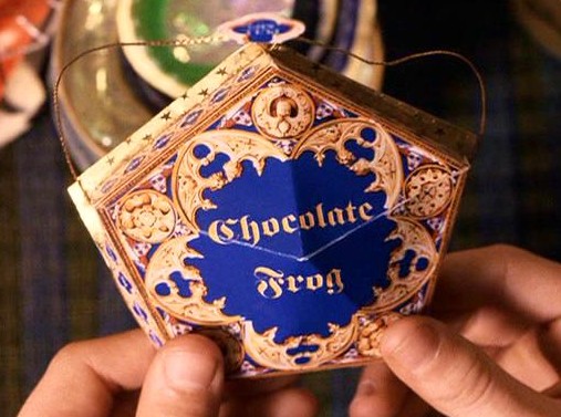 https://www.mugglarportalen.se/images/proxy.php?q=http%3A%2F%2Fwww.xarj.net%2Fwp-content%2Fuploads%2F2012%2F06%2FChocolate_Frog.jpg