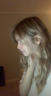 https://www.mugglarportalen.se/images/proxy.php?q=https%3A%2F%2F64.media.tumblr.com%2F125b60fa0b59bd2839abdf5b8122048b%2F90db1c36592f84c9-0f%2Fs250x400%2F2c36b405036d9913e5ffd41dafd65d184f440824.jpg