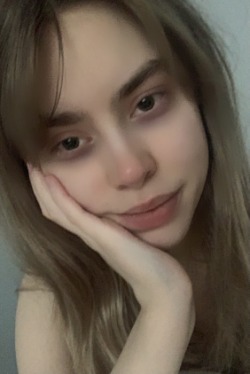 https://www.mugglarportalen.se/images/proxy.php?q=https%3A%2F%2F64.media.tumblr.com%2F46900a165b5684a29784dfbc9f32791f%2Ff3ad458be695ffef-a0%2Fs250x400%2Fd1d961c185a6ae88a85685f916bd41857dbfc6fe.jpg