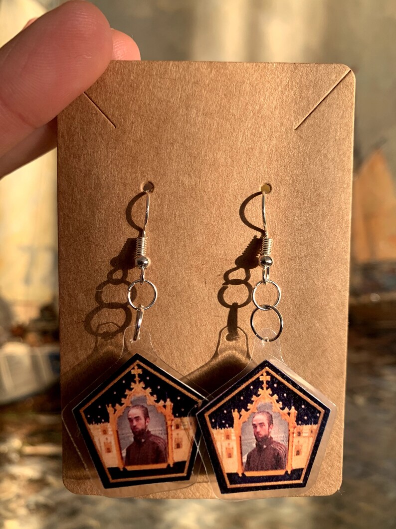 https://www.mugglarportalen.se/images/proxy.php?q=https%3A%2F%2Fi.etsystatic.com%2F26957559%2Fr%2Fil%2Fa9c732%2F2813388314%2Fil_794xN.2813388314_q5y2.jpg
