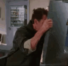 https://www.mugglarportalen.se/images/proxy.php?q=https%3A%2F%2Fmedia.tenor.com%2Fimages%2Fbcdbca0c0cd562f72ac2bf713f73192a%2Ftenor.gif