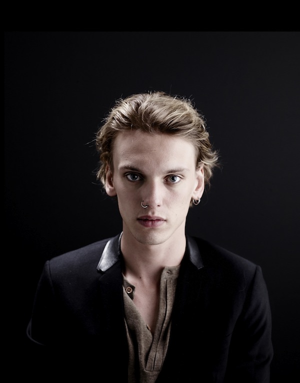 https://www.mugglarportalen.se/images/proxy.php?q=https%3A%2F%2Fwww.interviewmagazine.com%2Fwp-content%2Fuploads%2F2013%2F08%2Fimg-jamie-campbell-bower1_151523391998.jpg